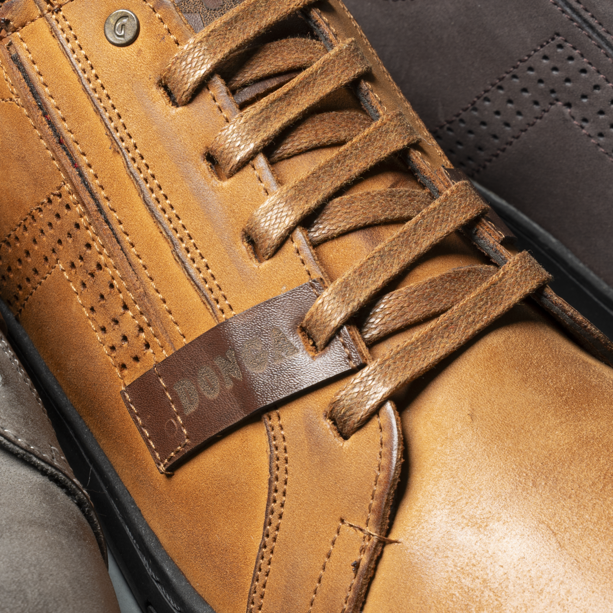 Donga Genuine Leather Shoes C4